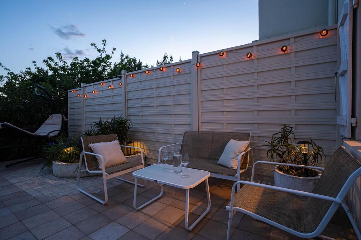 Апартаменти La Citadelle ~ Jacuzzi ~ Terrasse Каркассонн Екстер'єр фото